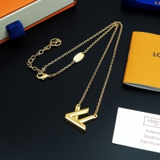 Louis Vuitton Necklaces